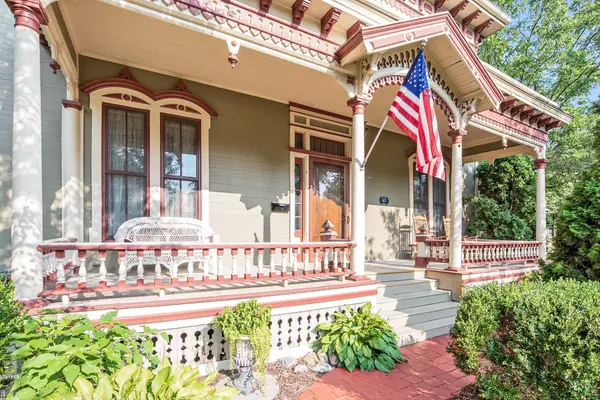 MI 48065,185 S Main Street Street