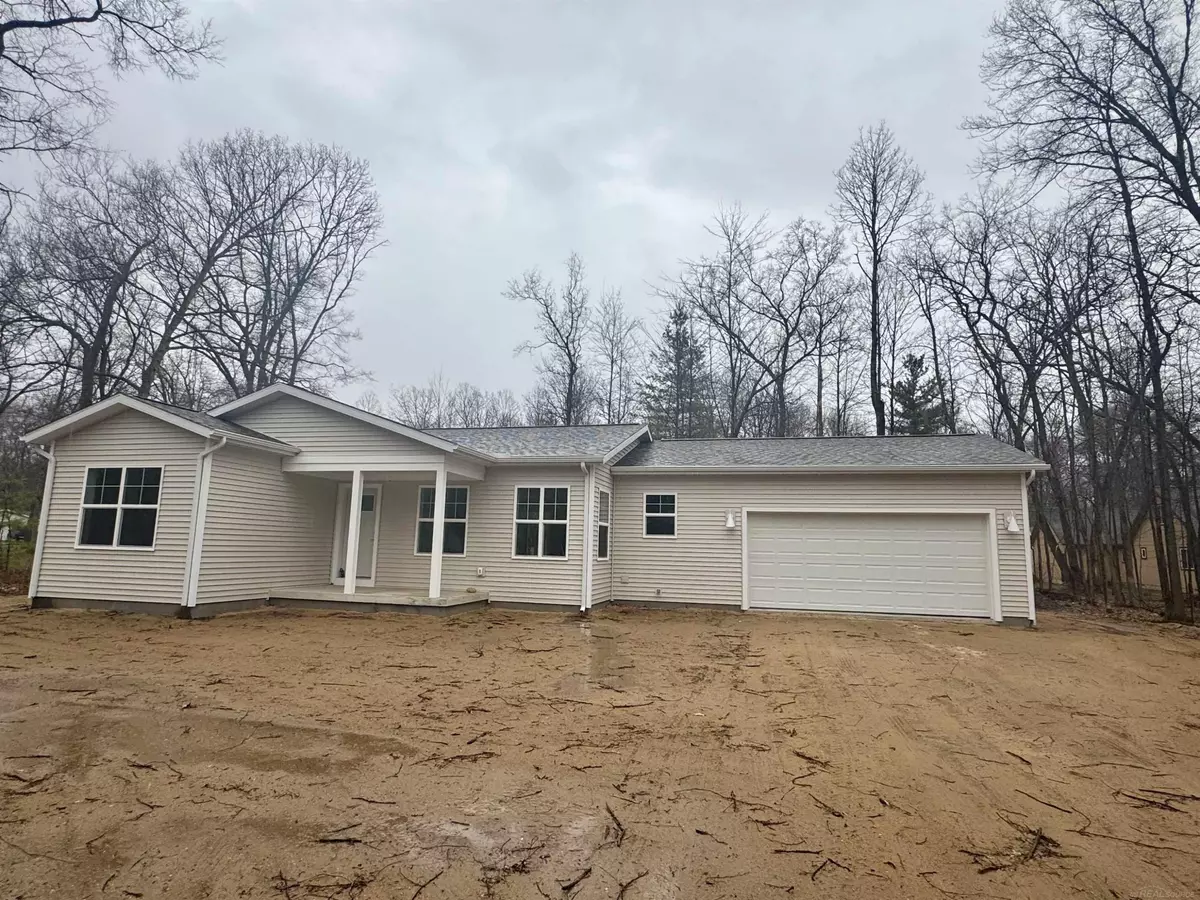 Houghton Lake, MI 48629,205 Forestville Drive