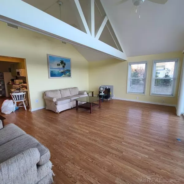 Deckerville, MI 48427,4836 Lakeshore Road