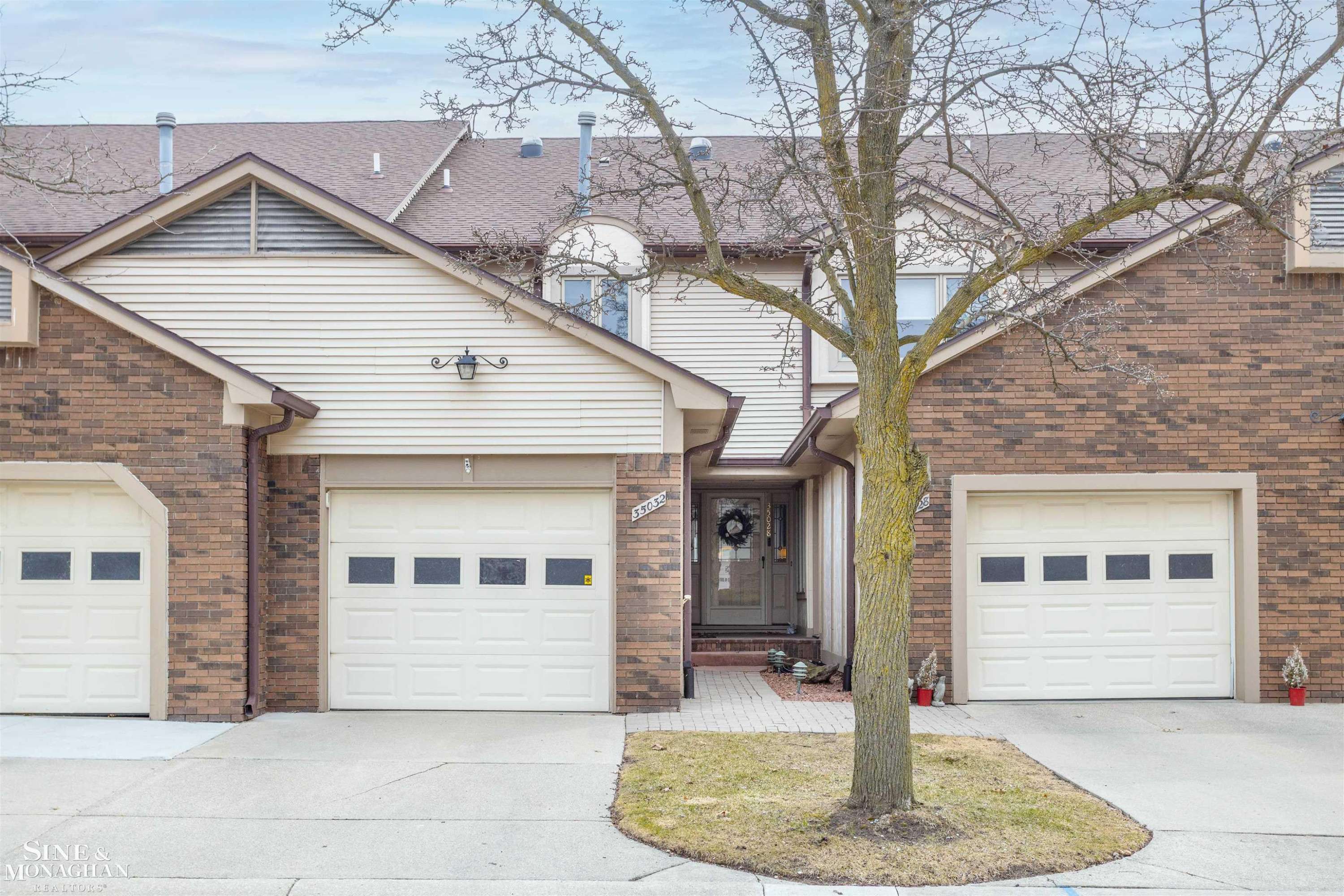 35032 Hidden Cove Lane, MI