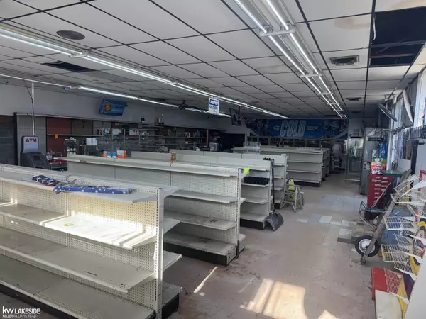 Roseville, MI 48066,26631 Gratiot Avenue