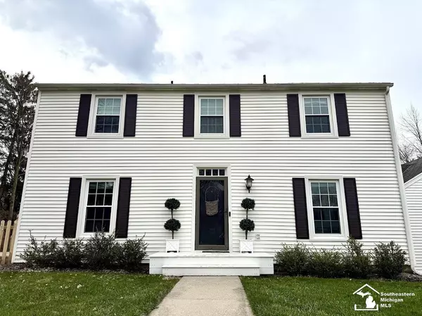 East Lansing, MI 48823,2915 Crestwood Drive