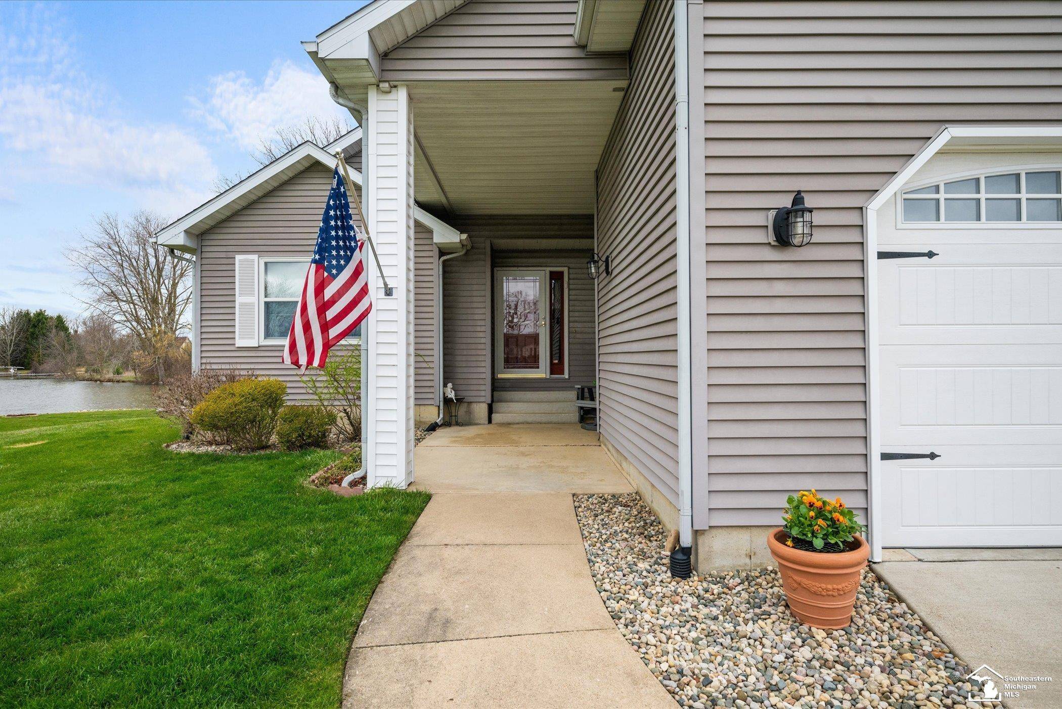 Onsted, MI 49265,8085 Wadding Drive