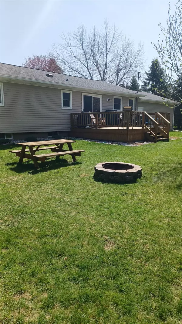 Dewitt, MI 48820,11484 Wood Road