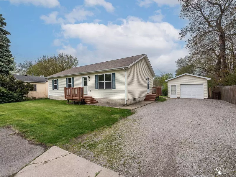 4241 Avenue C Street, Newport, MI 48166