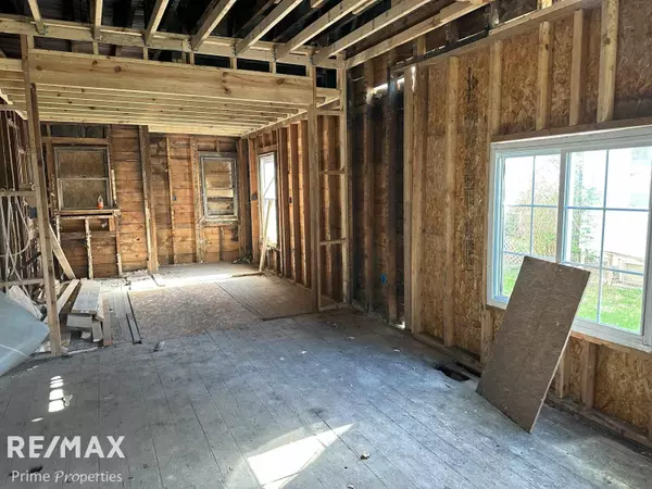 Saginaw, MI 48607,925 Emerson Street