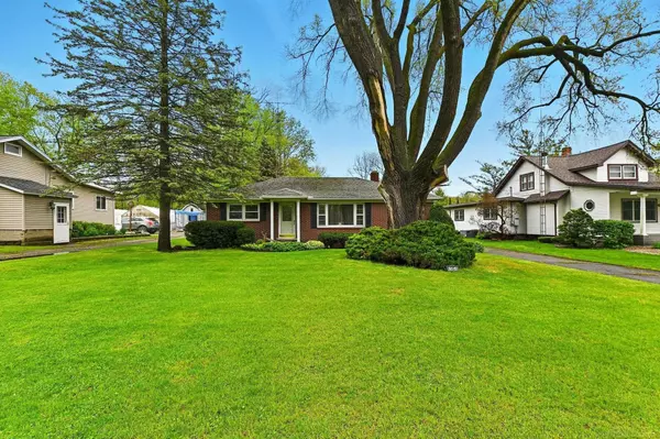 Carleton, MI 48117,10654 Exeter Road