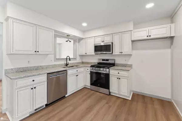 Lansing, MI 48911,2226 Pollard Road