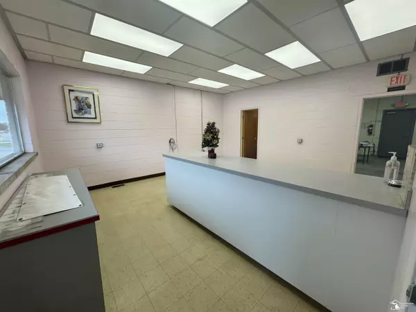 Allen Park, MI 48101,17140 ECORSE Road