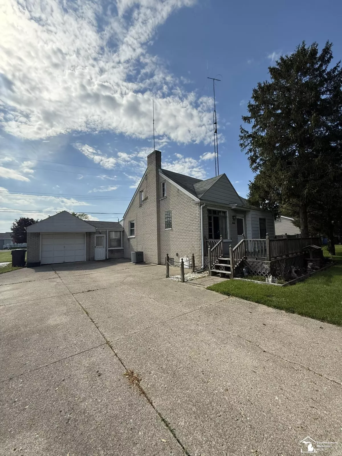 Newport, MI 48166,4971 Elm Street
