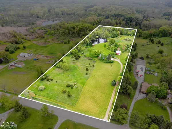 Pinckney, MI 48169,8295 Farley Road