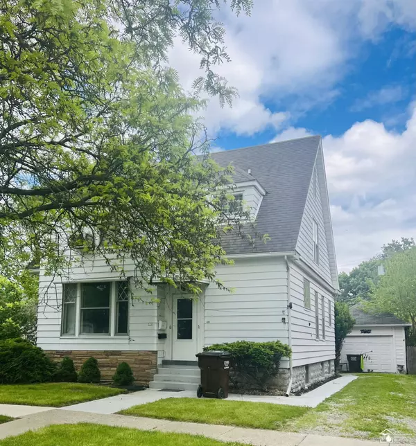 321 Cass Street, Monroe, MI 48161