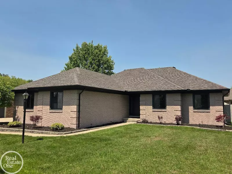 53340 Washington Street, New Baltimore, MI 48047