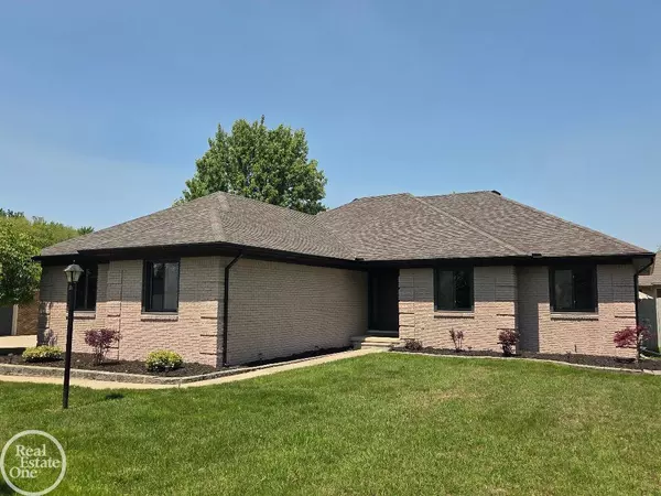 53340 Washington Street, New Baltimore, MI 48047