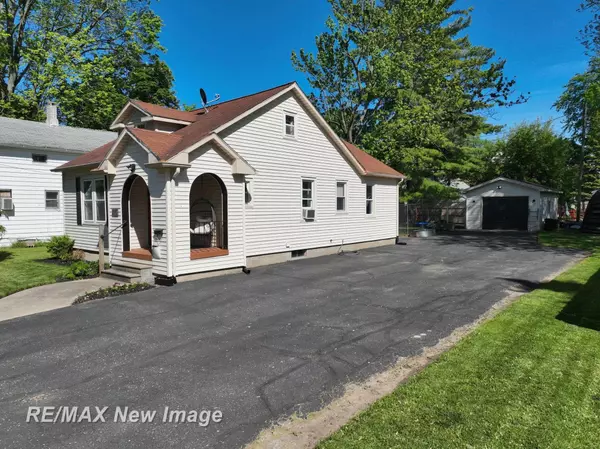 Saginaw, MI 48602,216 N Alexander Street