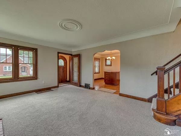 Flat Rock, MI 48134,27145 James Avenue