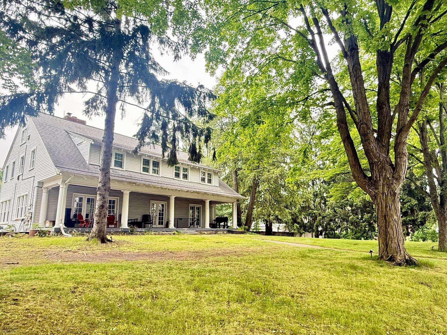 Waterford, MI 48327,5420 Brunswick Boulevard