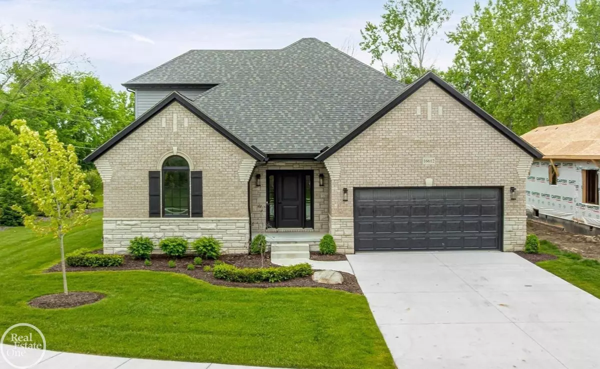 Macomb, MI 48042,16612 Via Villagio Drive