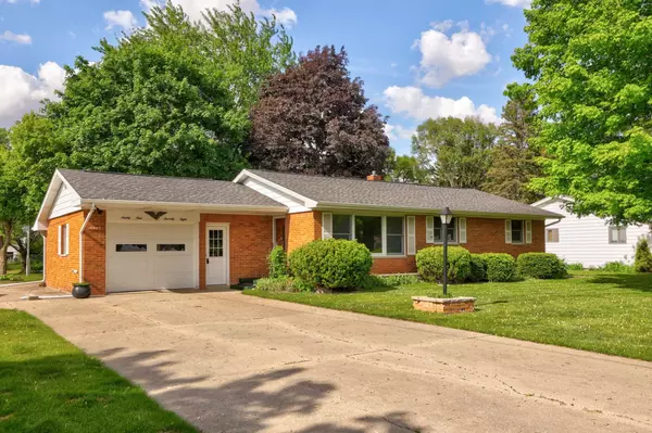 9978 Camp Street,  Reese,  MI 49757