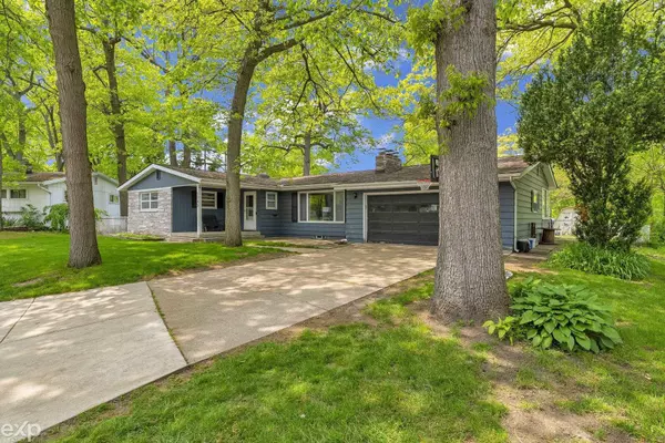 Port Huron, MI 48060,3365 Hickory Lane