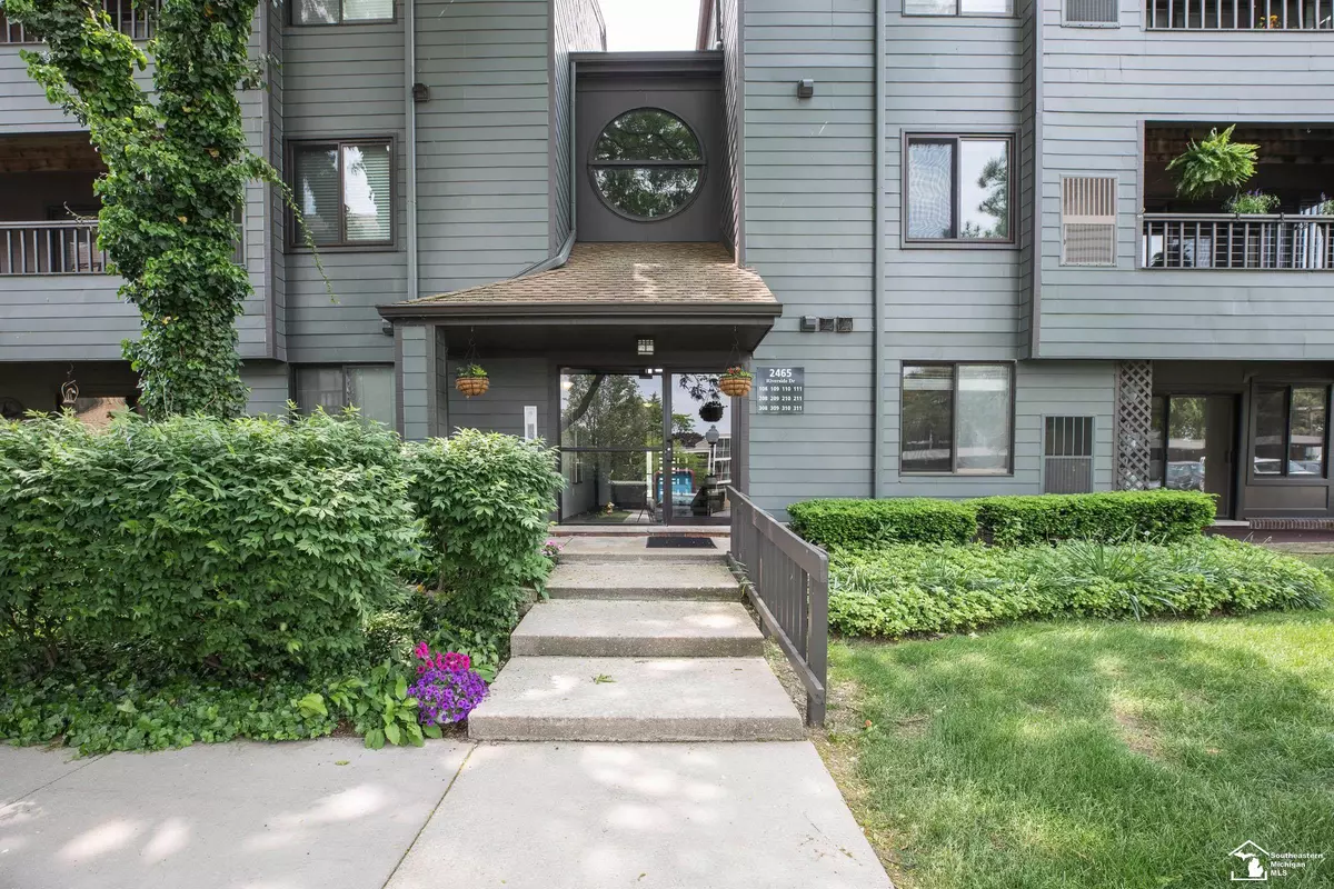 Trenton, MI 48183,2465 Riverside Drive