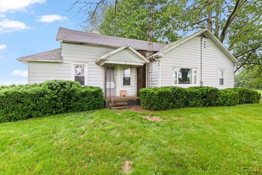 13125 Crockett Highway, Blissfield, MI 49228