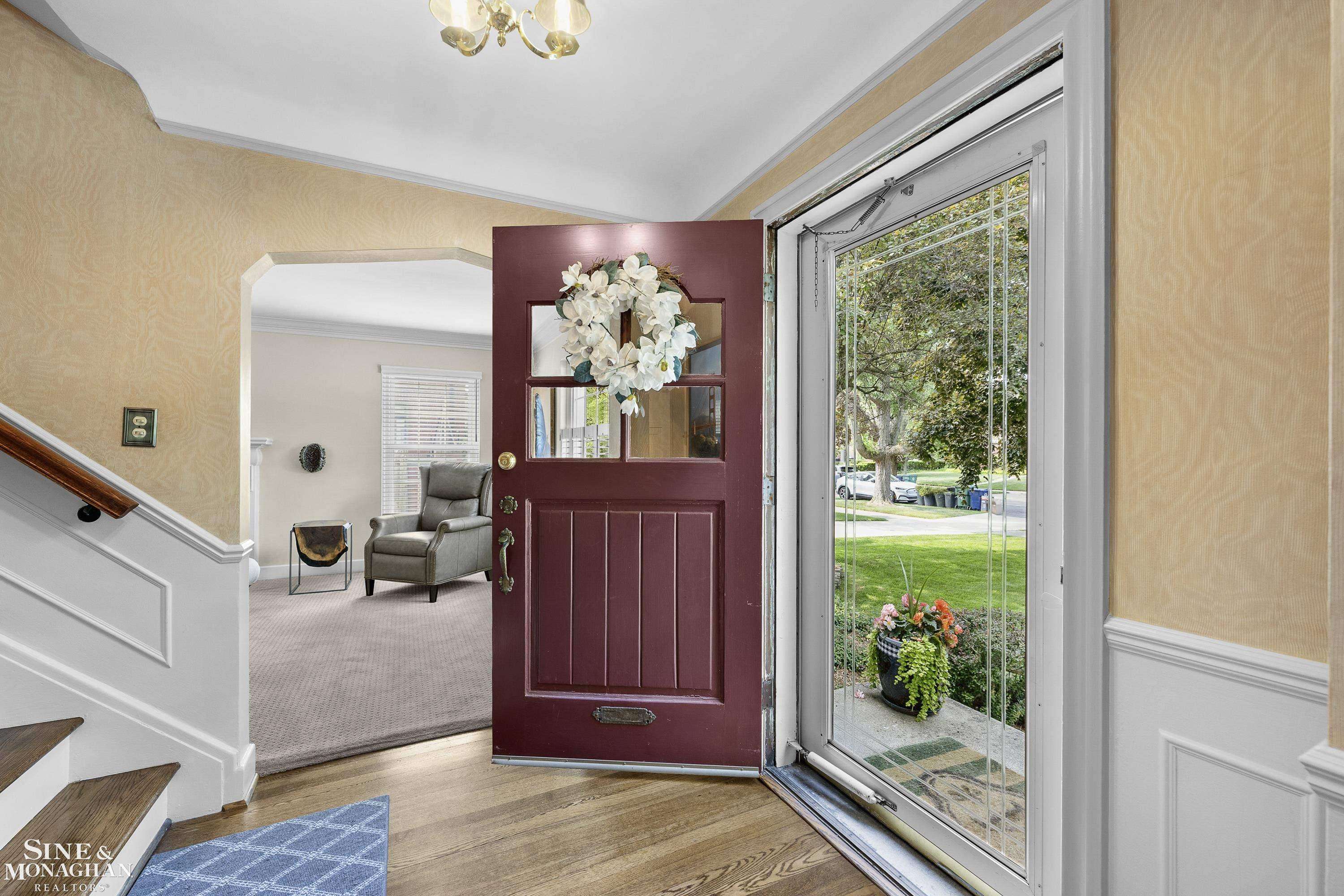 Grosse Pointe Park, MI 48230,644 Pemberton Road
