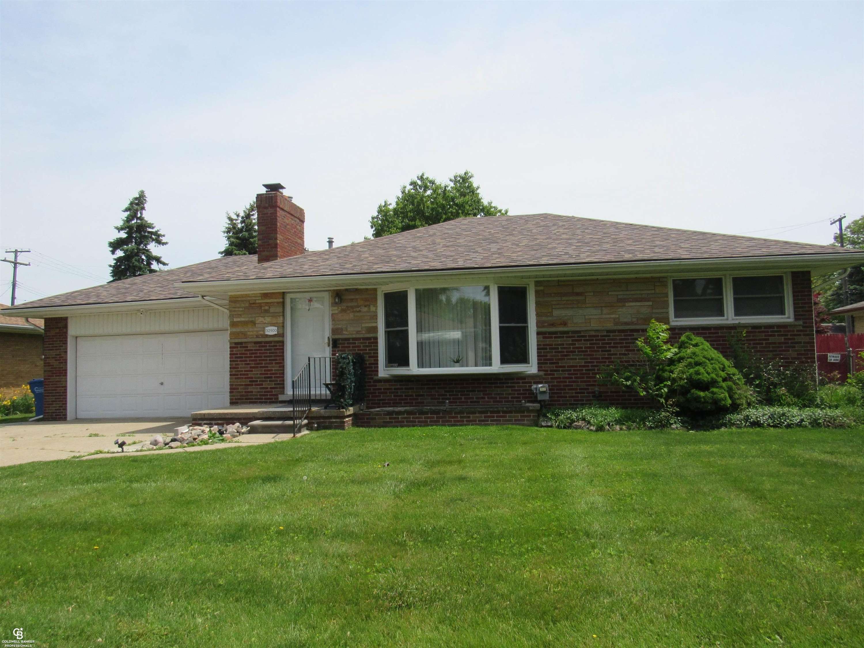 32900 Knapp Avenue, Warren, MI 48093