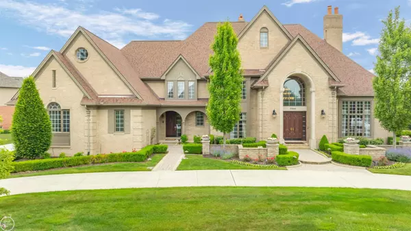 5566 Murfield Drive, MI 48306