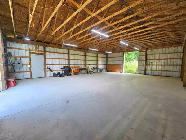 Montrose, MI 48457,1303 W Gary Road
