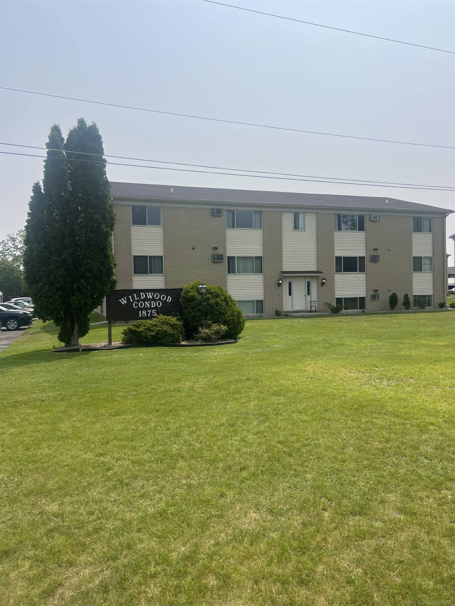 1875 Michigan Avenue, Marysville, MI 48040