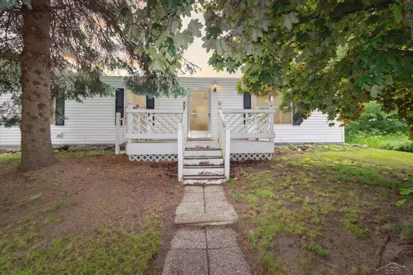 4150 Buzzell Road, Gladwin, MI 48624