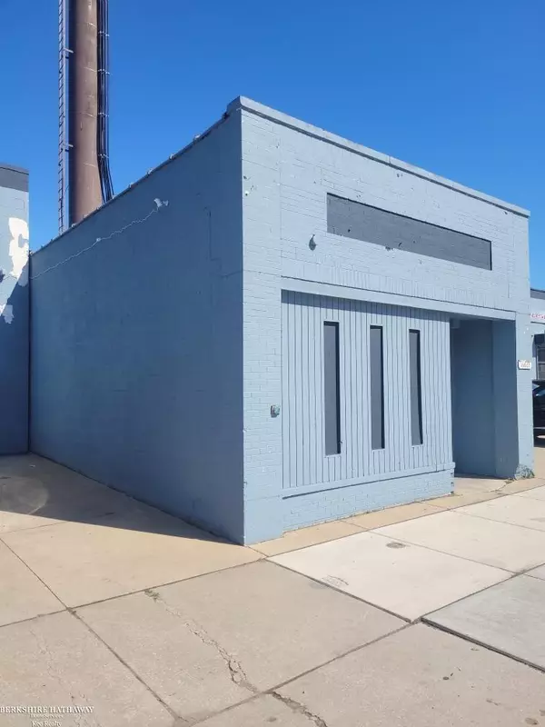 Detroit, MI 48224,16635 Harper Avenue