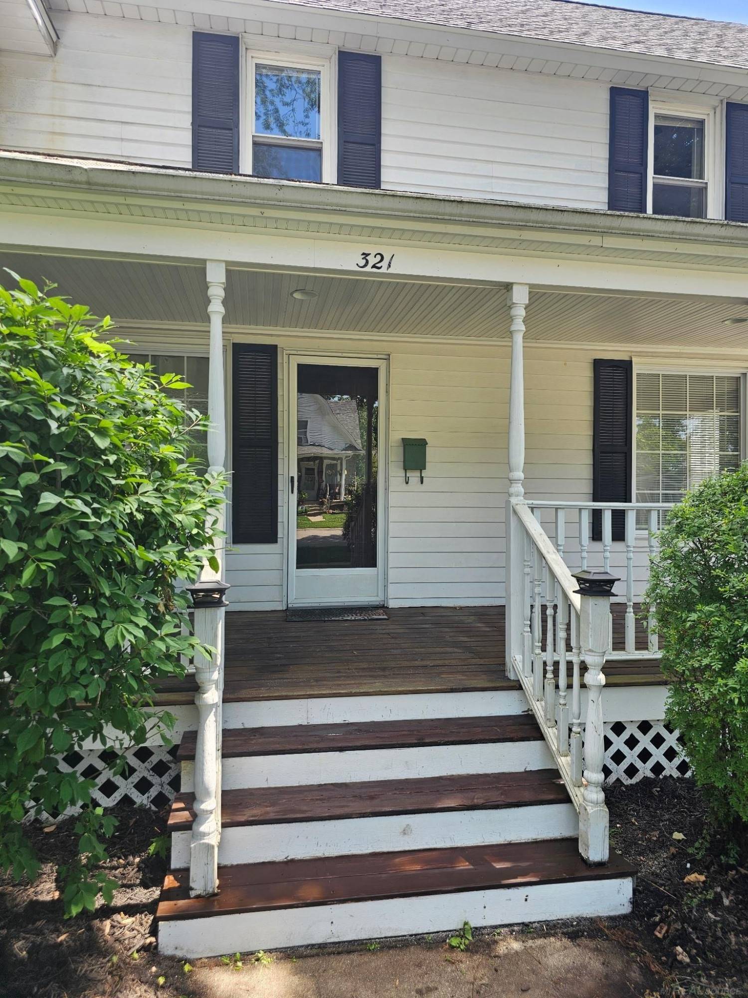 Grand Ledge, MI 48837,321 Lamson Street