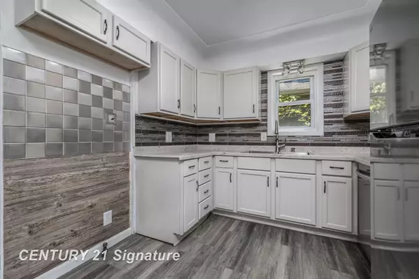 Saginaw, MI 48602,3433 Court Street