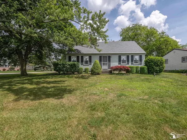 5014 Redwood Street, Monroe, MI 48161