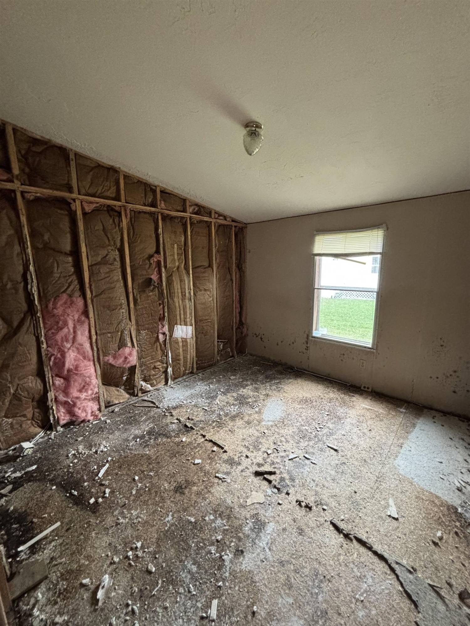 Croswell, MI 48422,2240 MARK Street