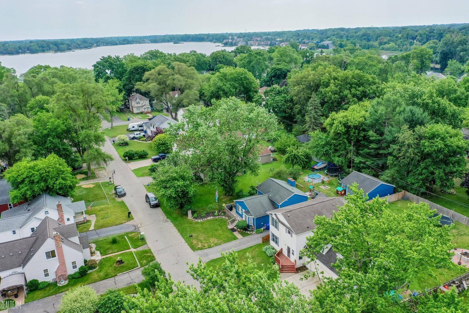 Waterford, MI 48329,4149 Lanco Court