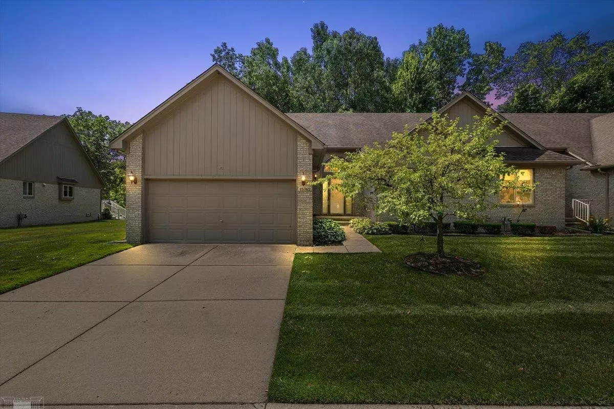 Clinton Twp, MI 48035,15762 Corso Drive