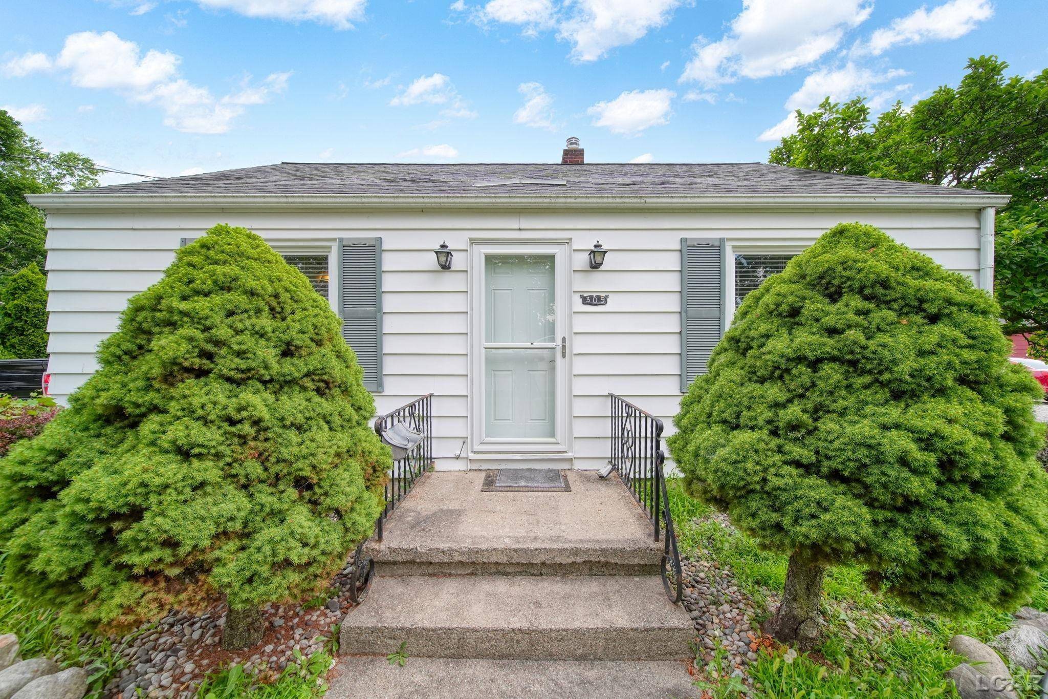 Tecumseh, MI 49286,309 E Logan Street