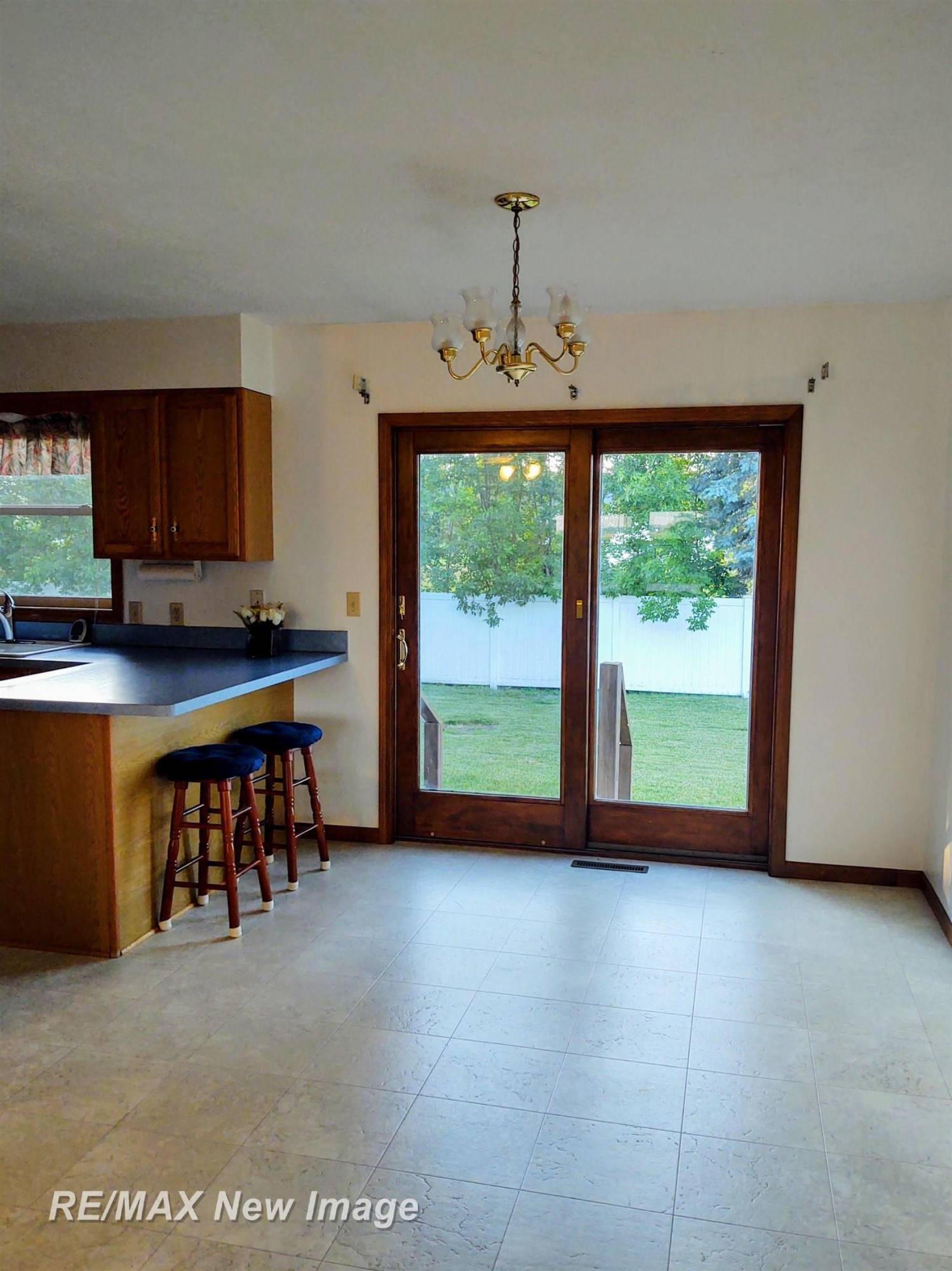 Kawkawlin, MI 48631,661 E Beaver Road