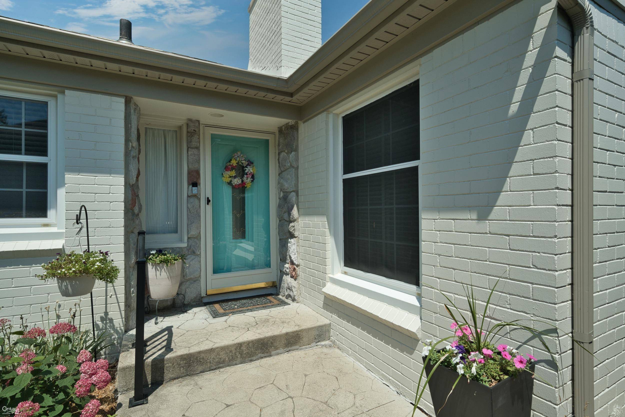 Grosse Pointe Woods, MI 48236,1038 Hawthorne Road