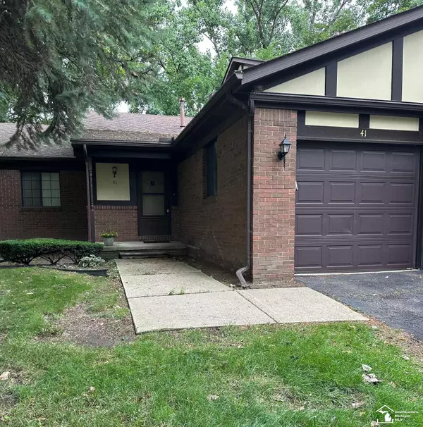 41 Parkplace W Road, Allen Park, MI 48101