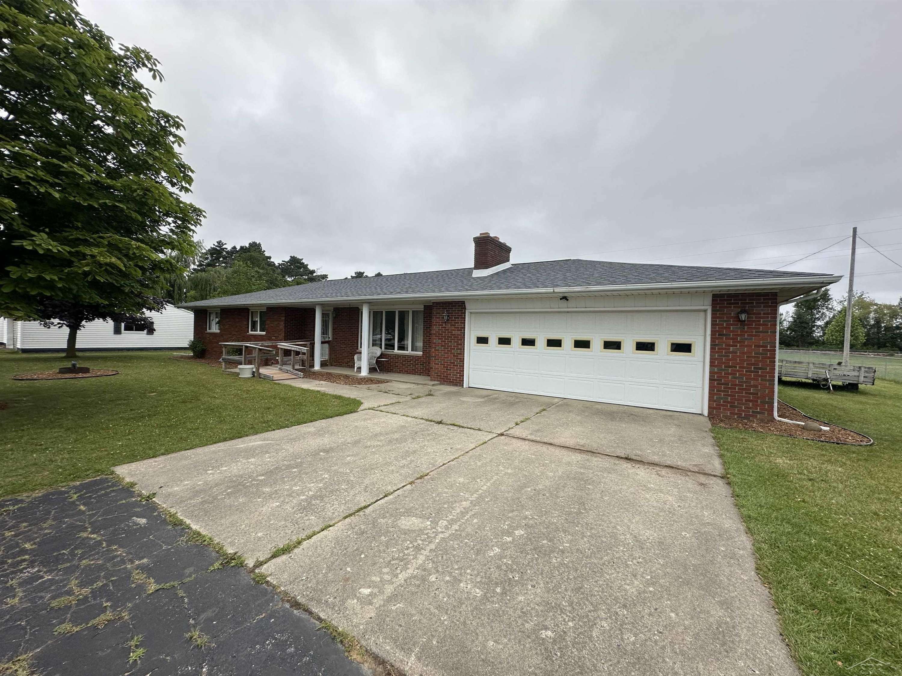 Merrill, MI 48637,20188 Gratiot Road