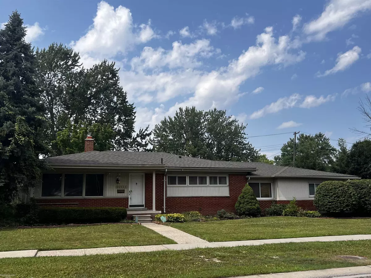 Clinton Twp, MI 48035,22633 E Schafer Street