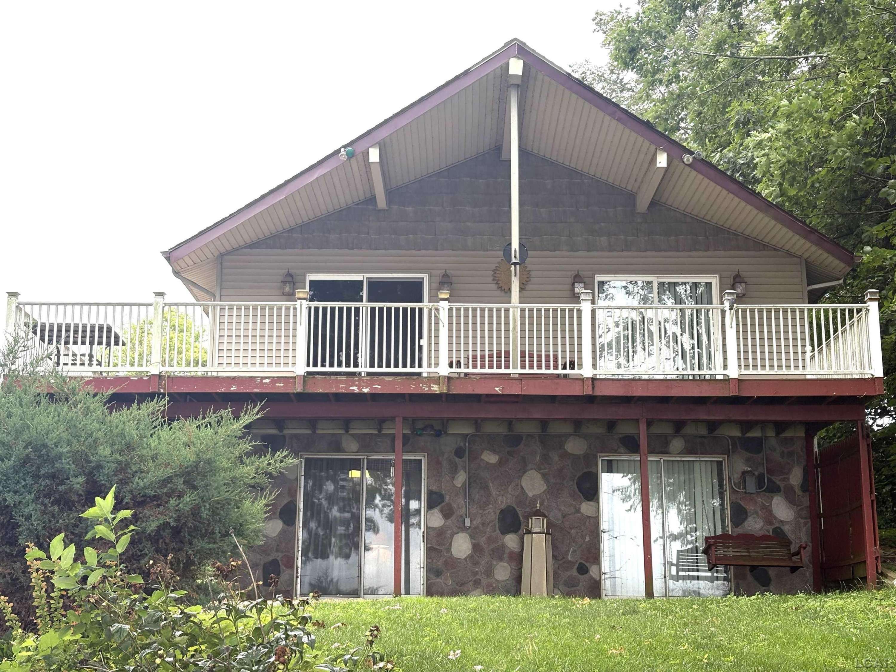 14010 Shannon Drive, Cement City, MI 49233