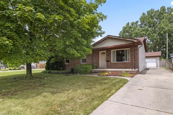 Roseville, MI 48066,18827 Martin Street