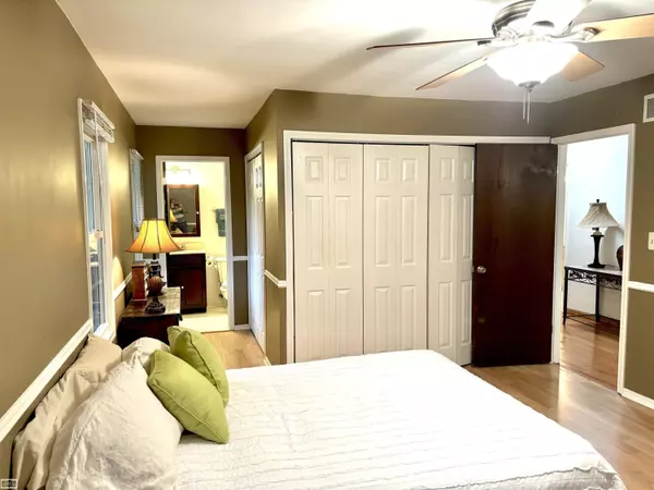 Chesterfield, MI 48047,28638 Sunray Court