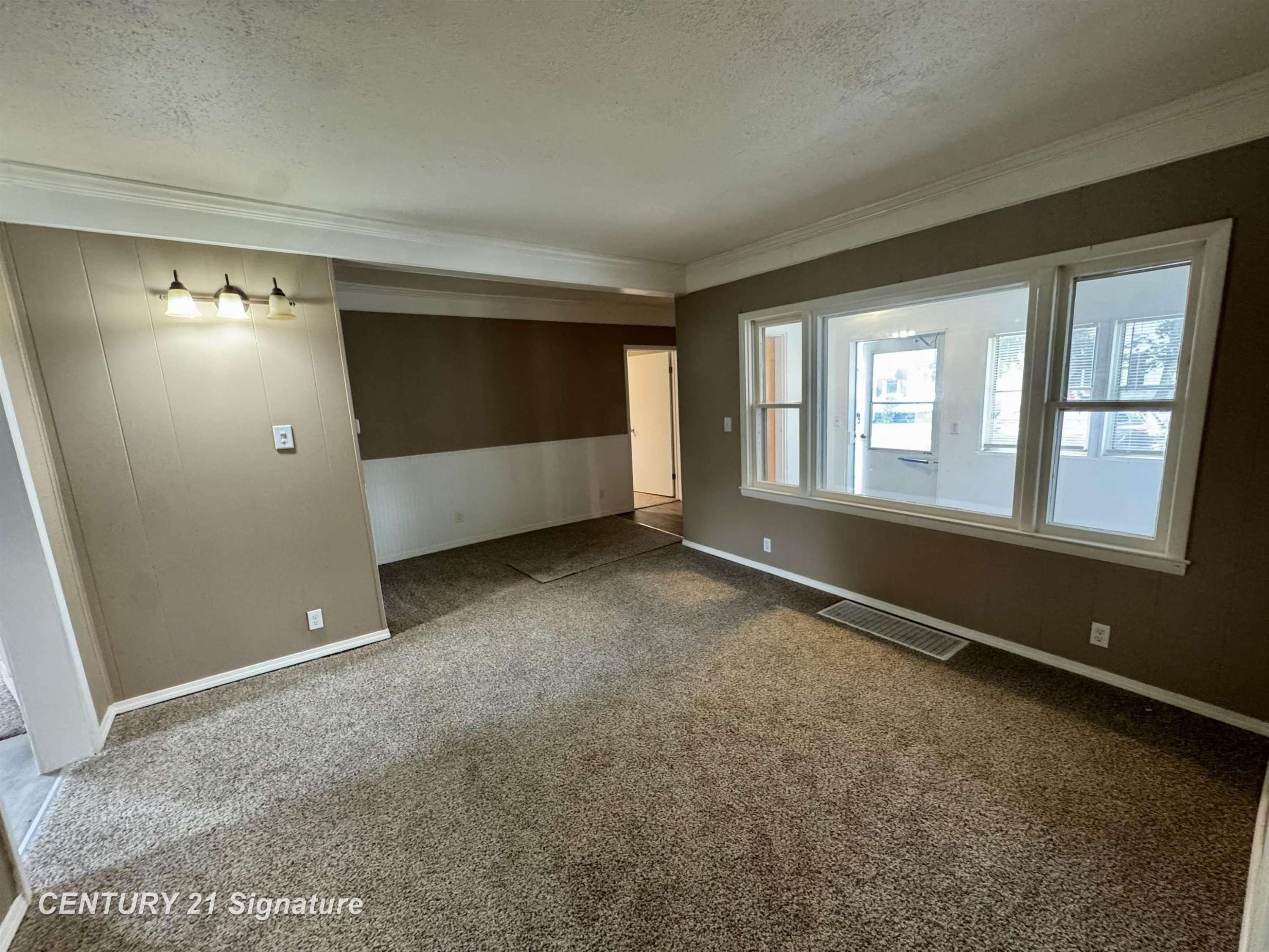 Bay City, MI 48708,2415 Garfield Avenue