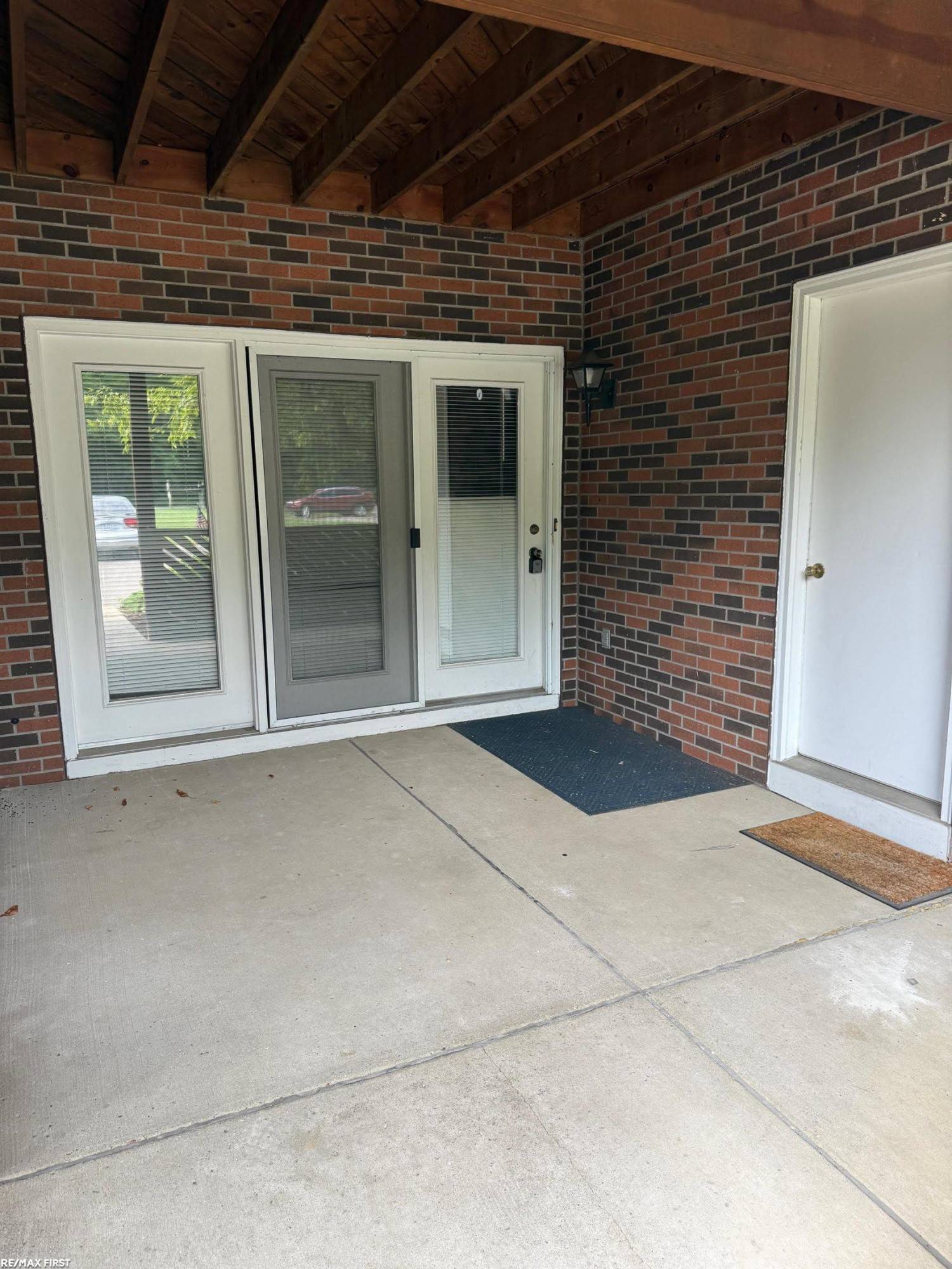 Fraser, MI 48026,16411 Woodlane Lane